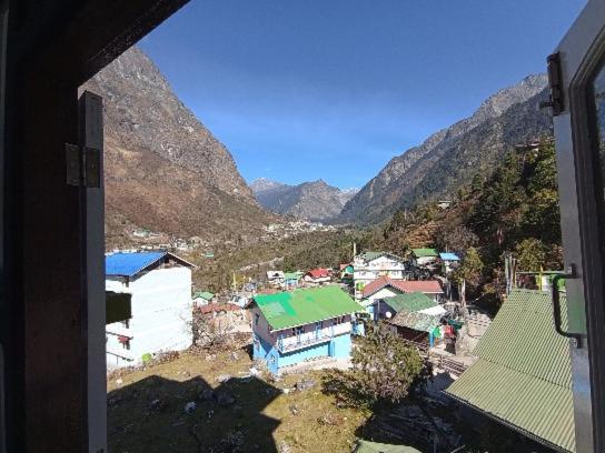 Tseten'S Inn Lachung Exterior foto