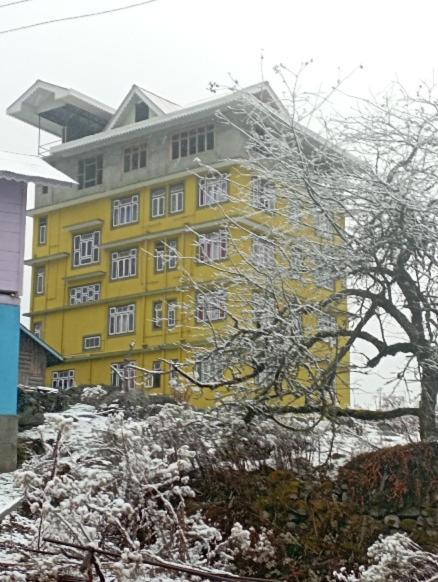 Tseten'S Inn Lachung Exterior foto
